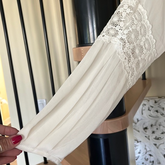 Sheer Button Up Blouse with Embellished Sleeves M - Picture 4 of 6